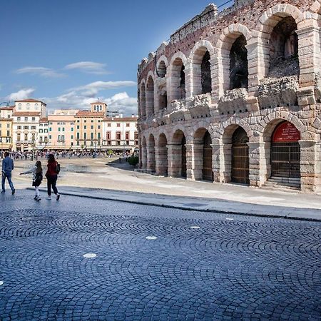 Appartamento Casa San Domenico Verona Esterno foto